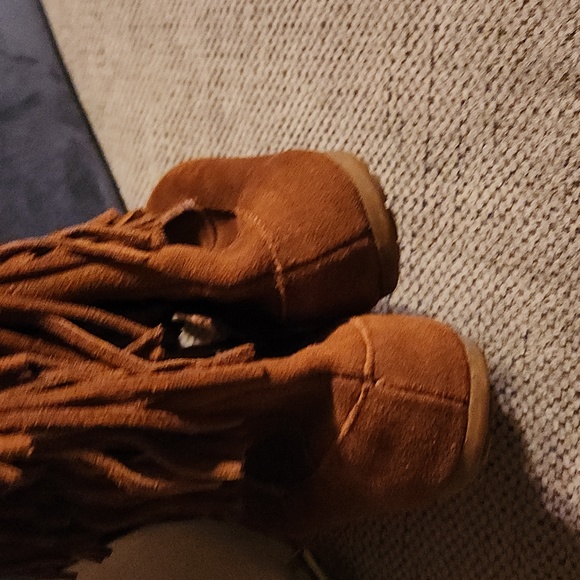 Minnetonka leather brown Fringe Boots - Picture 4 of 7